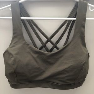Lululemon Free to Be Serene bra